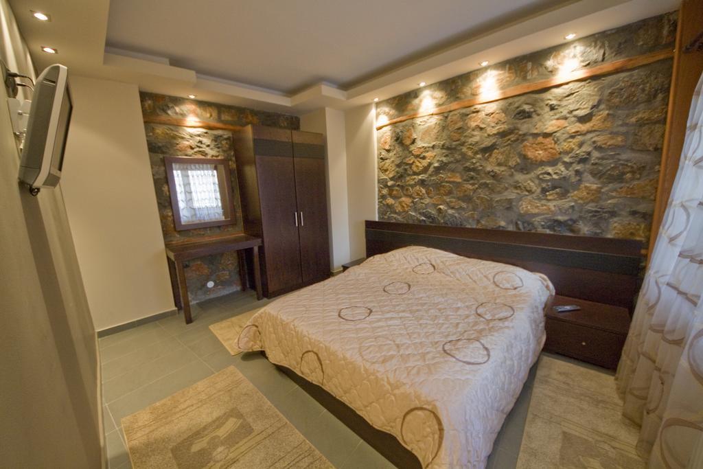 Onar Guesthouse 팔라이오스 아기오스 아타나시오스 외부 사진